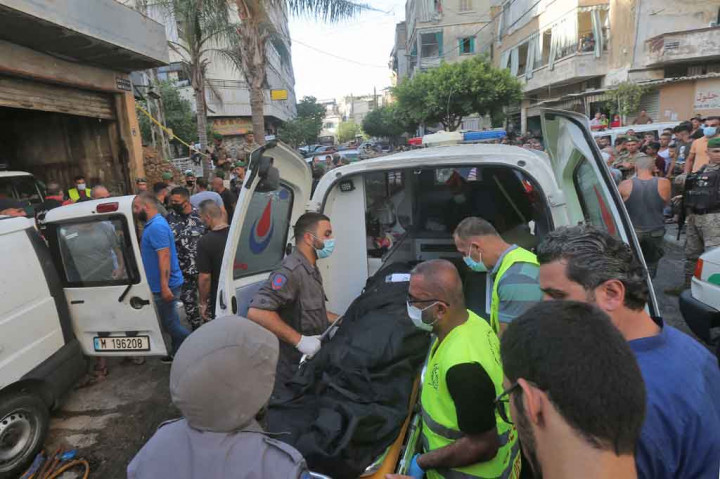 Sebuah ledakan terjadi di pabrik yang terletak di Beirut, Ibu Kota Libanon pada Senin, 30 Agustus 2021 waktu setempat. Peristiwa tersebut mengakibatkan sedikitnya empat orang meninggal dunia. 