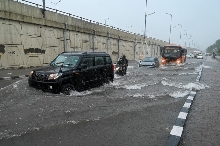 Curah hujan itu dilaporkan tertinggi dalam 12 tahun terakhir.