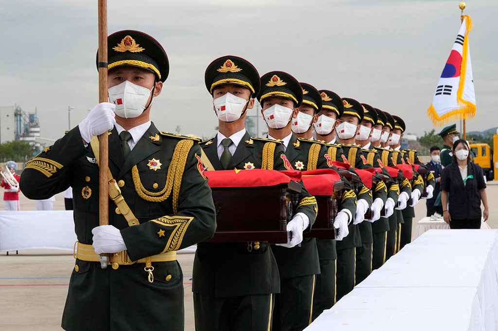 Pemulangan 109 jenazah yang dilakukan melalui seremonial di Incheon, Korsel, pada Rabu, 1 September 2021 itu merupakan pemulangan gelombang yang kedelapan sejak 2014.