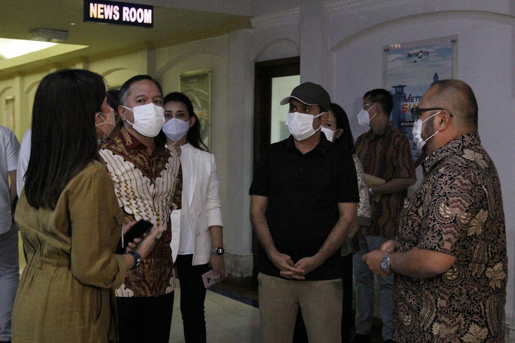 Kedatangan Masoud disambut hangat para petinggi Media Group Network di kompleks Media Group, Kebun Jeruk, Jakarta Pusat. Di antaranya, CEO Media Group Mohammad Mirdal Akib, Presiden Direktur Metro TV Don Bosco Selamun, Direktur Pemberitaan dan Kepala Editor Metro TV Arief Suditomo, Direktur Penjualan dan Pemasaran Metro TV, Meniek Andini. 