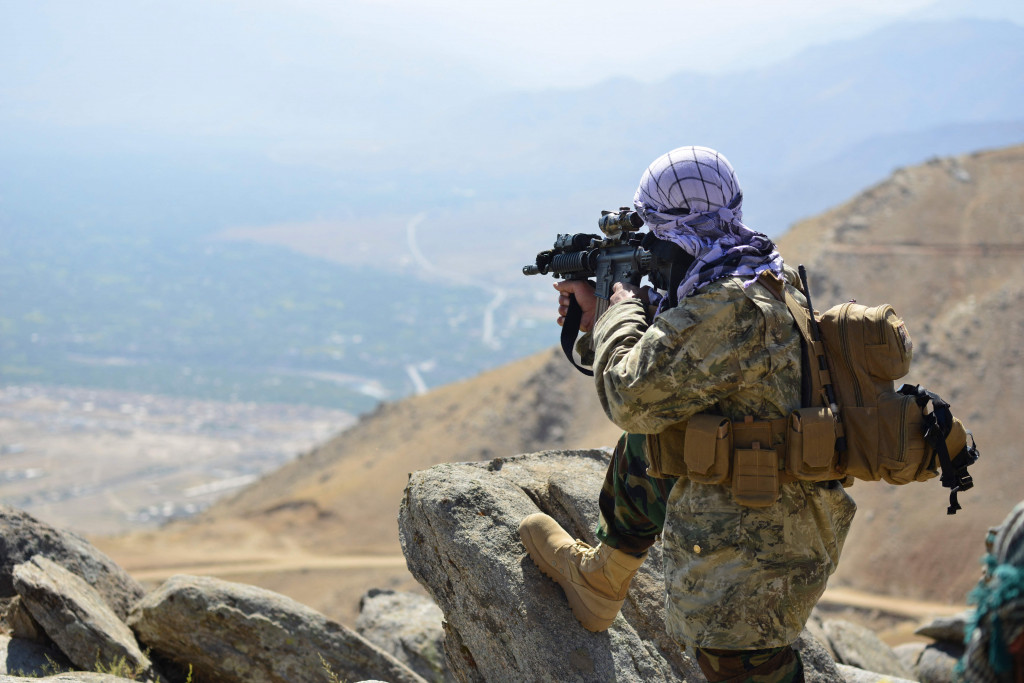 Milisi Anti-Taliban dan sejumlah mantan tentara Afghanistan yang bergabung bersumpah akan mempertahankan lembah tersebut.