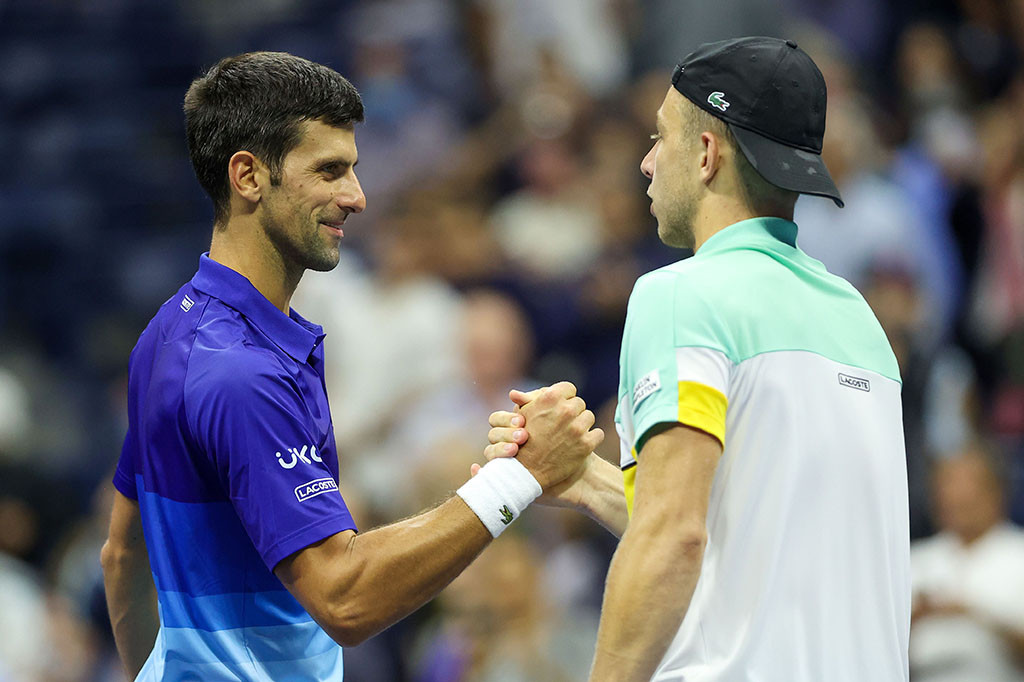 Petenis Serbia tersebut menundukkan petenis Belanda peringkat 121 dunia, Tallon Griekspoor dengan skor 6-2, 6-3, 6-2.