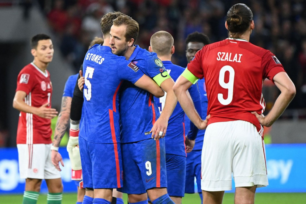 Timnas Inggris sukses menggasak tim tuan rumah Hungaria dengan skor 4-0 dalam lanjutan Kualifikasi Piala Dunia 2022 Grup I zona Eropa di Puskas Arena, Jumat, 3 September 2021 dini hari WIB.