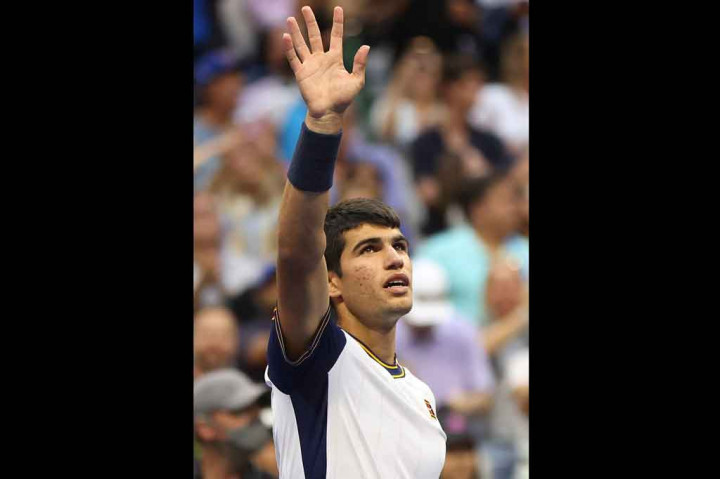 Petenis peringkat 55 dunia Alcaraz selanjutnya akan menghadapi petenis Jerman yang mendapat tiket kualifikasi peringkat 141 Peter Gojowczyk, yang mengalahkan petenis Swiss Henri Laaksonen 3-6, 6-3, 6-1, 6-4.