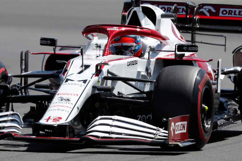 Raikkonen menjalani debut dengan tim Sauber pada 2001, dan mengakhiri kariernya bersama tim asal Swiss itu yang kini berganti nama menjadi Alfa Romeo.