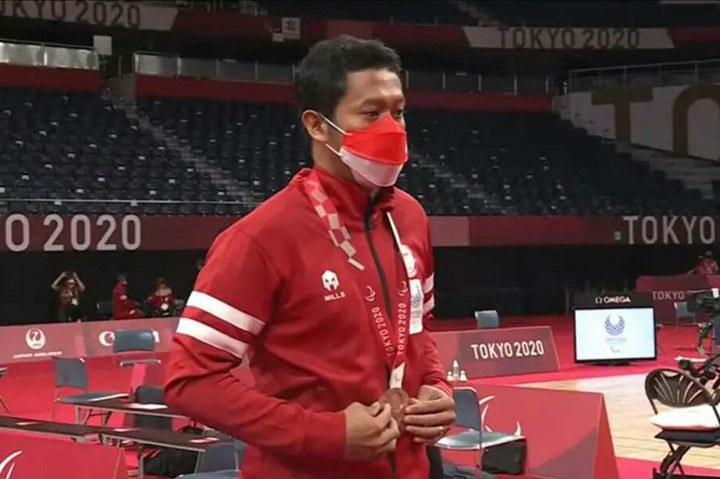 Fredy Setiawan menambah medali untuk kontingen Indonesia di Paralimpiade Tokyo 2020.