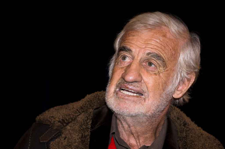 Belmondo, yang pertama kali menjadi terkenal sebagai bagian dari gerakan film New Wave Prancis dengan film-film seperti Breathless oleh Jean-Luc Godard, kemudian menjadi nama rumah tangga yang berakting di 80 film di banyak genre, termasuk komedi dan thriller.