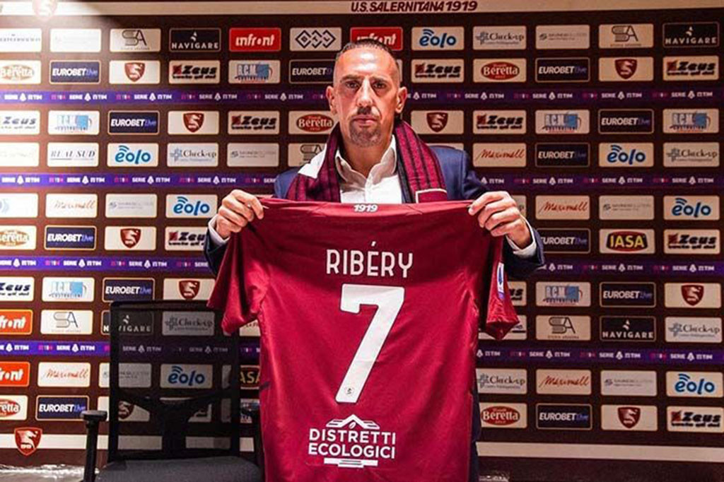 Mantan pemain depan tim nasional Prancis Franck Ribery telah bergabung dengan Salernitana dengan kontrak satu tahun, kata klub promosi Serie A itu, Senin, 6 September 2021 waktu setempat.