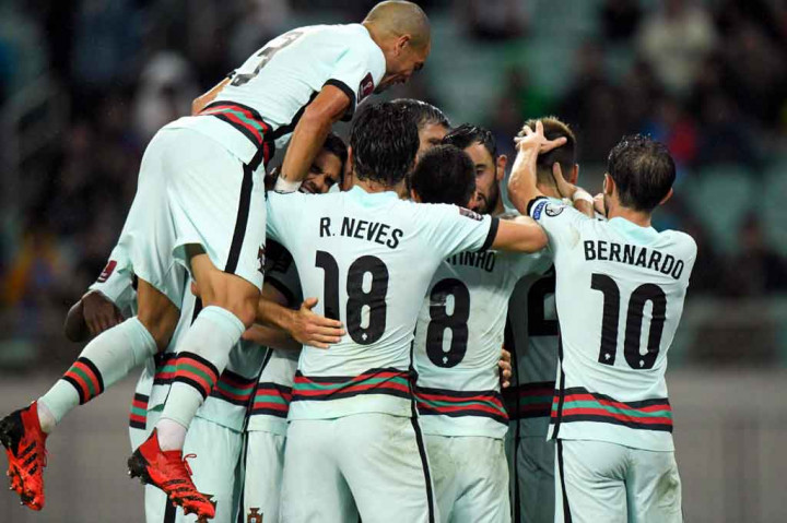 Portugal tak mengendurkan serangan mereka di babak kedua. Dominasi Portugal berbuah gol lagi pada menit ke-75 ketika Joao Cancelo mengirimkan umpan silang akurat yang ditanduk Jota untuk menaklukkan Magomedaliyev demi memperlebar keunggulan jadi 3-0 bagi tim tamu.