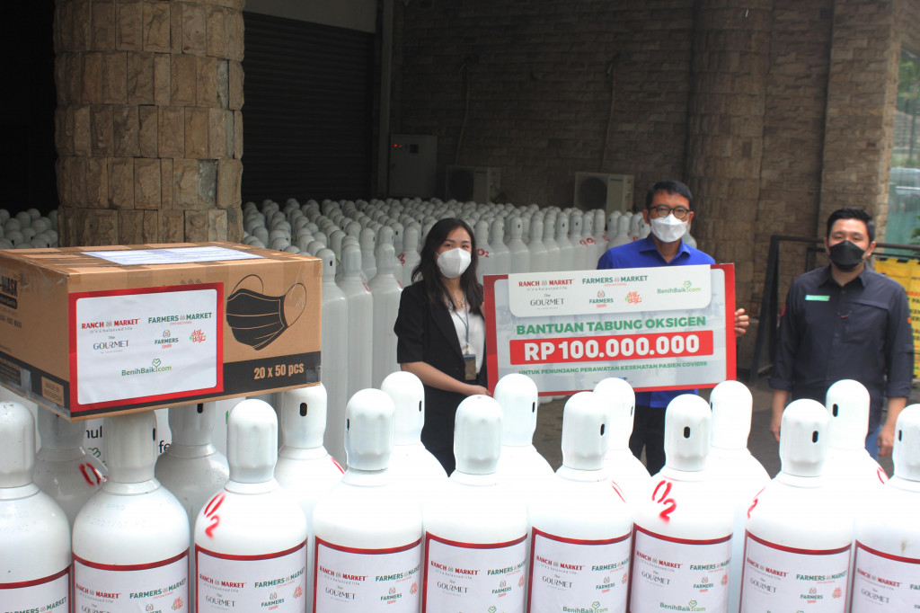 Yayasan Media Group menerima Tabung Oksigen dan masker senilai 100.000.000 sumbangan dari Ranch Market melalui Benihbaik,com dan akan didistribusikan oleh Dompet Kemanusiaan Media Group.