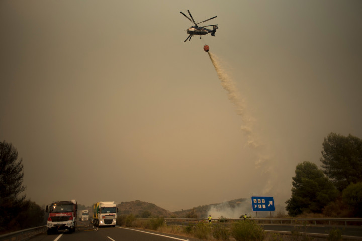 Spanyol dilanda kebakaran hutan hebat, tepatnya di sekitar Estepona, wilayah selatan negara tersebut.