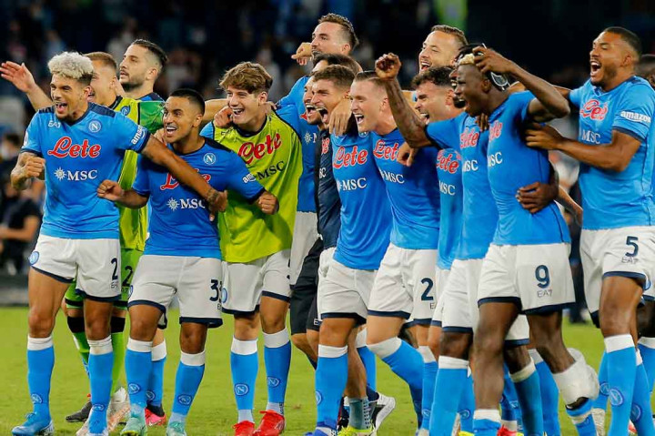Hasil itu membuat Juventus terpuruk di urutan ke-16 hanya memiliki satu poin, sedangkan Napoli sementara melompat ke puncak klasemen dengan raihan sembilan poin dari tiga laga.