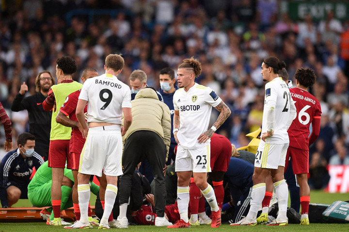 Saat itu Liverpool sudah unggul nyaman berkat gol ke-100 Salah di Liga Inggris dan gol menit ke-50 Fabinho. Sadio Mane melengkapi skor di menit akhir saat Liverpool bergabung dengan Manchester United dan Chelsea di puncak klasemen Liga Premier dengan 10 poin dari empat pertandingan.