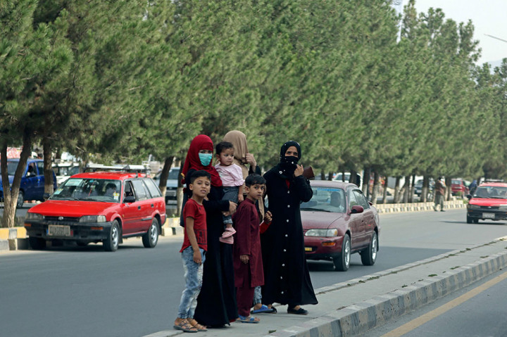 Untuk diketahui, hak-hak perempuan di Afghanistan sangat dibatasi di bawah pemerintahan Taliban pada 1996-2001. Tetapi sejak kembali berkuasa, kelompok tersebut mengklaim bahwa mereka tidak akan terlalu ekstrem.