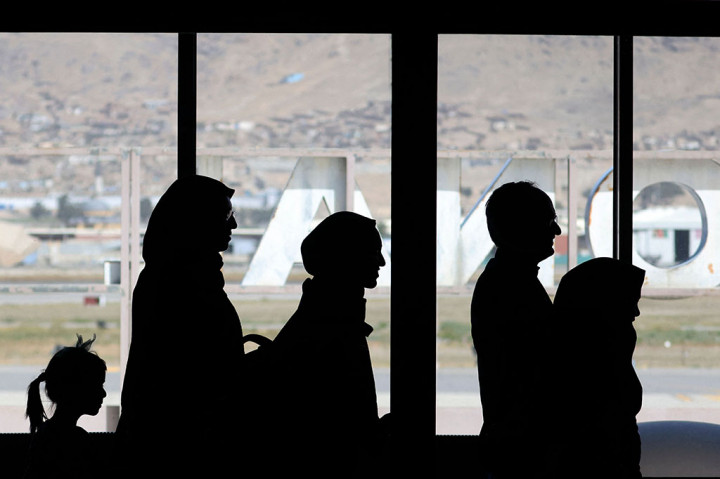 Seorang juru bicara PIA mengatakan pada akhir pekan bahwa maskapai itu ingin melanjutkan layanan komersial reguler, tetapi terlalu dini untuk mengatakan seberapa sering penerbangan antara kedua ibu kota akan beroperasi.