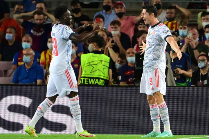 Lewandowski kembali mencatatkan namanya di papan skor pada menit ke-85. Skor 3-0 untuk tim tamu bertahan hingga laga usai.