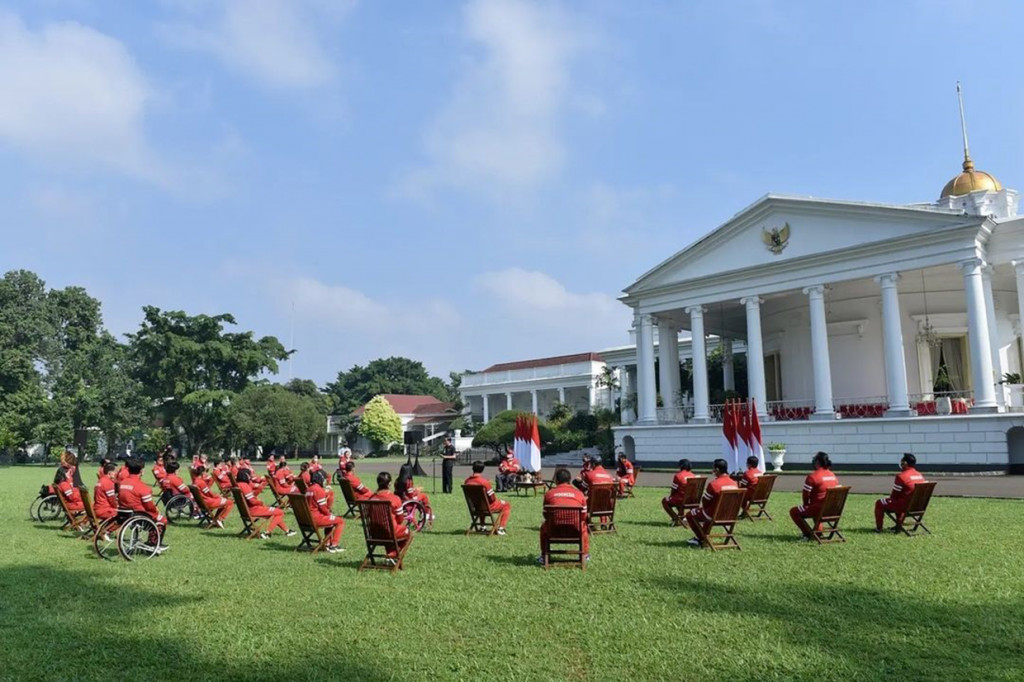 Acara tersebut digelar dengan menerapkan protokol kesehatan yang ketat di halaman Istana Kepresidenan Bogor, Jawa Barat, Jumat, 17 September 2021. Rombongan tim nasional tersebut dipimpin oleh Menteri Pemuda dan Olahraga Zainudin Amali.