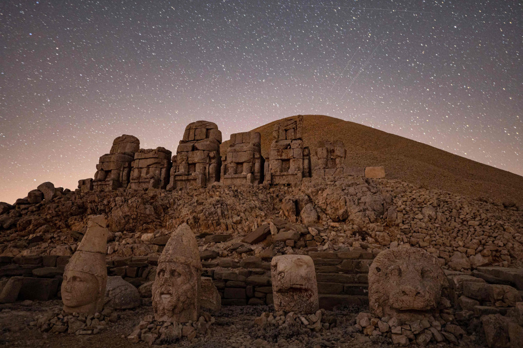 Situs arkeologi Gunung Nemrut ditetapkan menjadi Situs Warisan Dunia UNESCO sejak tahun 1987.