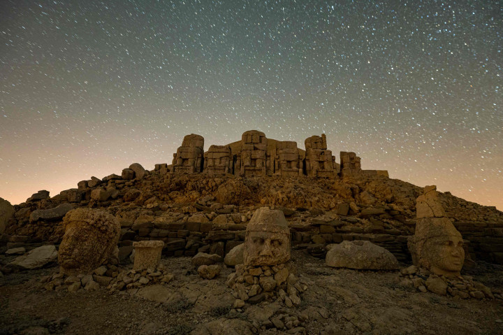 Situs arkeologi Gunung Nemrut ditemukan pada tahun 1881 oleh seorang insinyur Jerman.