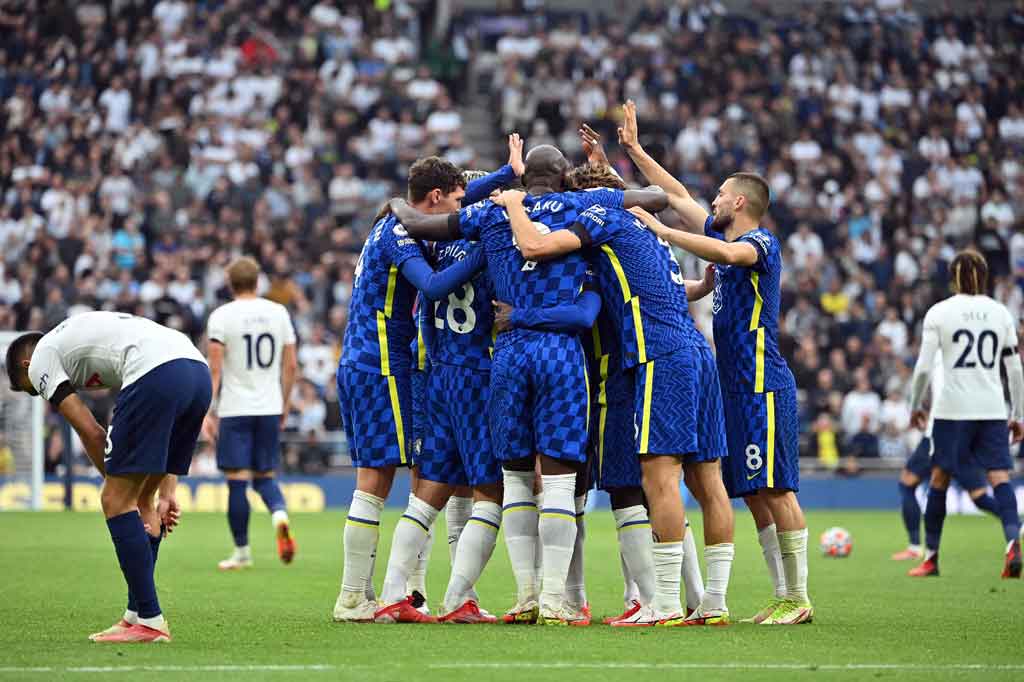 Sayangnya, Lloris dibuat mati langkah pada menit kedua injury time saat Antonio Ruediger menyelesaikan umpan tarik Werner dan melengkapi kemenangan Chelsea jadi 3-0 atas Tottenham.