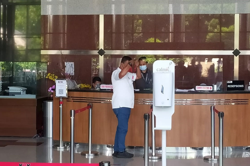 Keduanya dipanggil dalam penyidikan kasus dugaan korupsi pengadaan tanah di Munjul, Kelurahan Pondok Ranggon, Kecamatan Cipayung, Jakarta Timur, DKI Jakarta pada tahun 2019 untuk tersangka mantan Dirut Perumda Pembangunan Sarana Jaya Yoory Corneles Pinontoan (YRC) dan kawan-kawan.