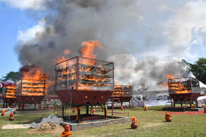 Upacara akbar tersebut telah dipublikasikan sebagai tonggak sejarah menuju konservasi badak yang bertujuan untuk menghancurkan mitos tentang cula badak.