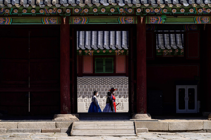 Chuseok jadi perayaan untuk hari panen musim gugur dan juga menghormati anggota keluarga yang lebih tua.