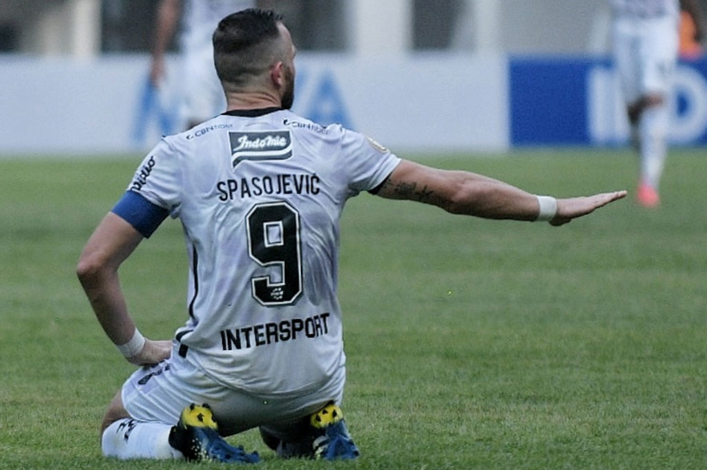 Kemenangan tersebut membuat Bali United untuk sementara berada di peringkat pertama Liga 1 2021/2022 dengan mengumpulkan 10 poin dari empat pertandingan. Di sisi lain Persita masih berada di posisi 6 klasemen dengan raihan 6 poin. 