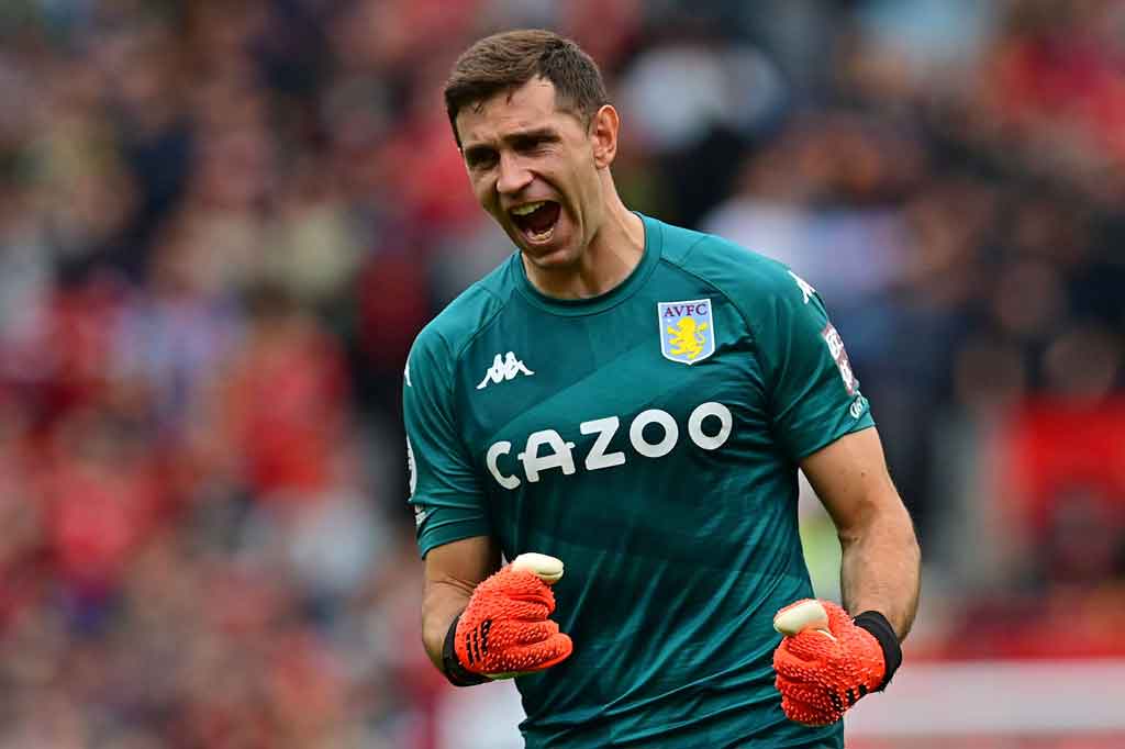 Skor 1-0 menjadi catatan bersejarah bagi Villa yang untuk pertama kalinya menang lagi di Old Trafford sejak 2009.