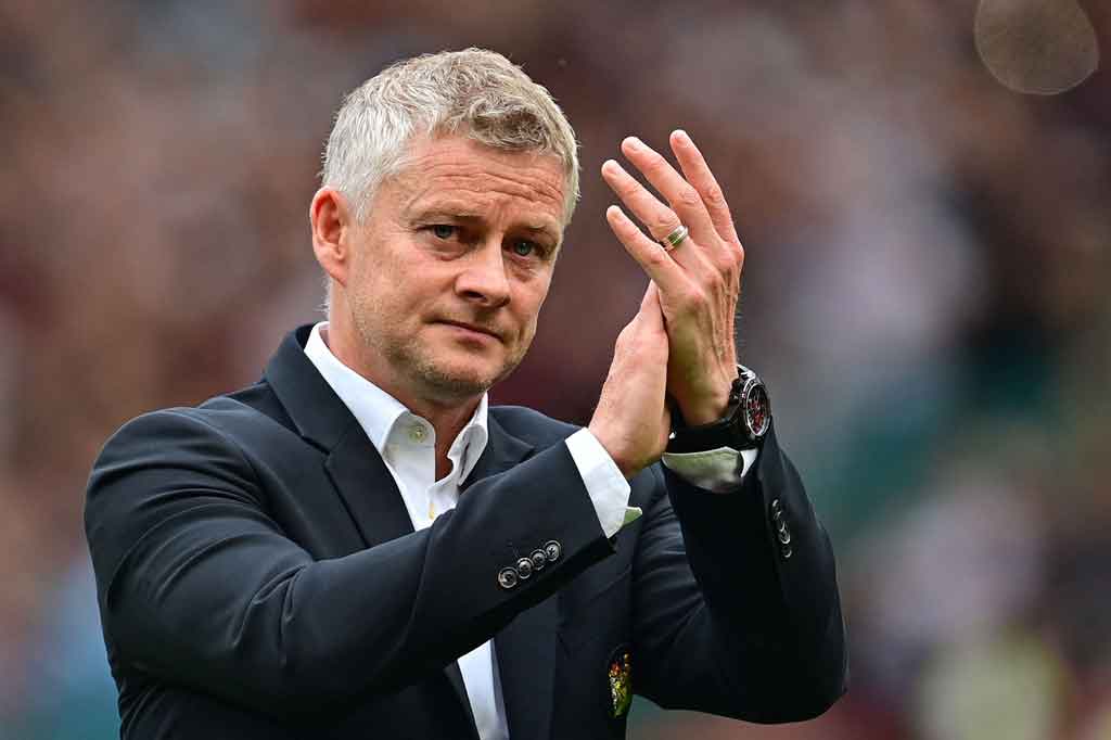 Aston Villa sementara naik ke posisi ketujuh klasemen dengan raihan 10 poin. Sedangkan MU gagal menambah koleksi 13 poin dan melorot ke peringkat keempat. 