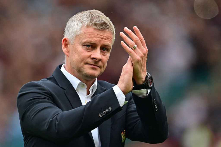 Aston Villa sementara naik ke posisi ketujuh klasemen dengan raihan 10 poin. Sedangkan MU gagal menambah koleksi 13 poin dan melorot ke peringkat keempat. 