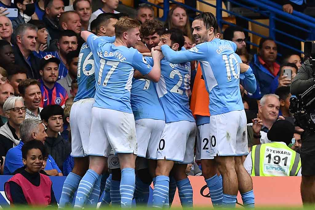 Manchester City membalas dendam atas kekalahan mereka di final Liga Champions dari Chelsea dan mengamankan tiga poin pada lanjutan Liga Premier, dengan kemenangan 1-0 di Stamford Bridge, Sabtu, 25 September 2012 malam WIB.