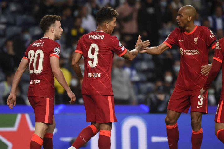 Namun, harapan Porto untuk bangkit pupus setelah pemain pengganti Roberto Firmino berhasil memanfaatkan kesalahan Costa untuk membawa timnya unggul 4-1.