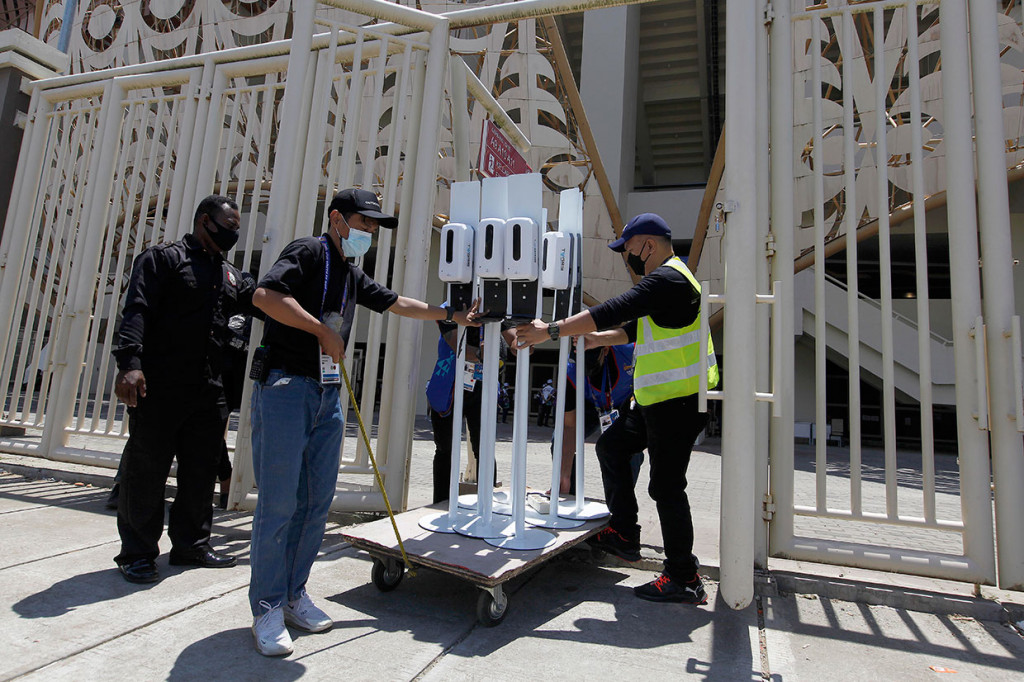 PON Papua secara resmi akan dibuka oleh Presiden Joko Widodo dalam upacara pembukaan yang berlangsung di Stadion Lukas Enembe pada 2 Oktober 2021. Saat ini berbagai persiapan terus dilakukan agar acara berjalan lancar dan tanpa kendala.