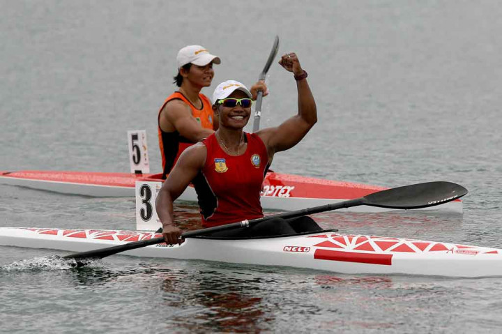 Kontingen Papua menambah perolehan satu medali emas dari cabang olahraga dayung PON Papua 2021. Stevani Maysche Ibo menjadi orang yang mempersembahkan emas bagi tuan rumah pada nomor kayak satu 200 meter putri.