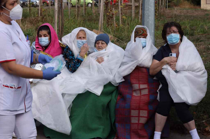 Ini adalah kebakaran RS mematikan ketiga di negara itu dalam waktu kurang dari setahun. Pada bulan Februari, kebakaran menewaskan empat pasien di RS covid-19 di ibu kota Bucharest. Sepuluh orang meninggal pada bulan November setelah kebakaran melanda unit perawatan intensif di RS daerah Piatra Neamt.