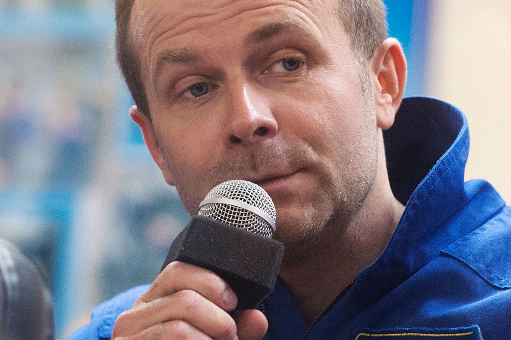 Sementara Shipenko merasa senang menjadi pembuat film pertama di luar angkasa dan ingin bereksperimen dengan pencahayaan, pengaturan kamera, dan aspek teknis lainnya. Ia optimis bahwa krunya telah sepenuhnya siap untuk penerbangan setelah pelatihan.