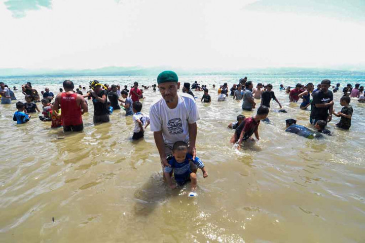 Ritual mandi Safar merupakan simbol membersihkan diri sekaligus harapan agar pandemi covid-19 segera berlalu, dan terhindar dari hal-hal yang tidak baik.