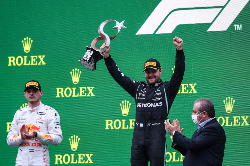 Ini adalah kemenangan pertama dan podium ketujuh Valtteri Bottas pada Kejuaraan Dunia F1 2021.