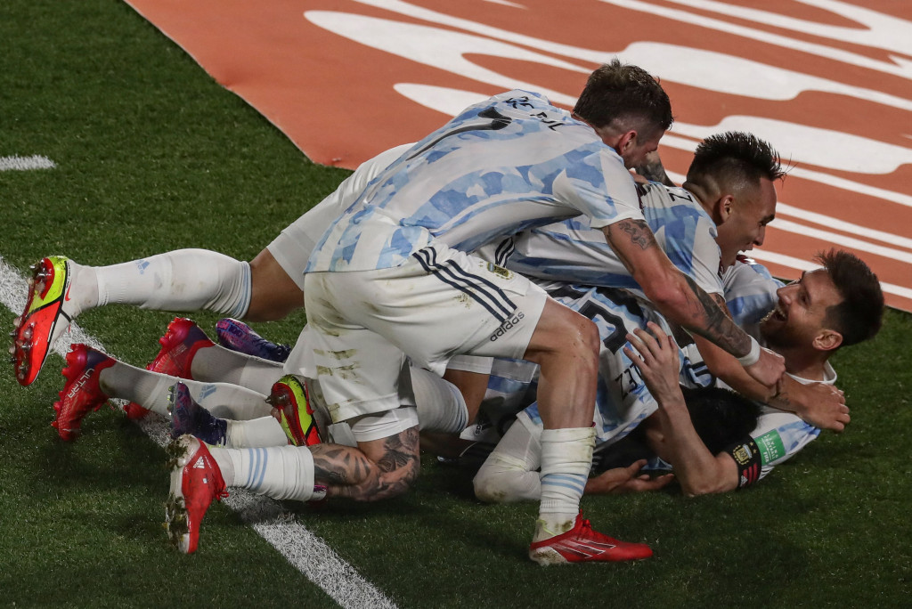 Kemenangan ini tak mengubah posisi timnas Argentina di klasemen Kualifikasi Piala Dunia 2022 Zona Conmebol. 