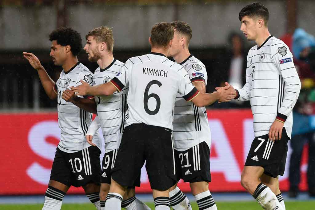 Jerman langsung tancap gas selepas jeda. Hasilnya mereka berhasil memecah kebuntuan pada menit ke-50. Gol berawal dari umpan terobosan Thomas Muller yang kemudian diselesaikan oleh Kai Havertz untuk membuat Jerman unggul 1-0.