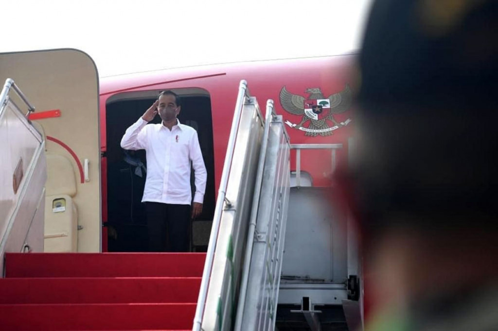 Setelahnya, Presiden akan langsung kembali ke Jakarta melalui Bandara Internasional Juanda, Kabupaten Sidoarjo, dengan menggunakan Pesawat Kepresidenan Indonesia-1.