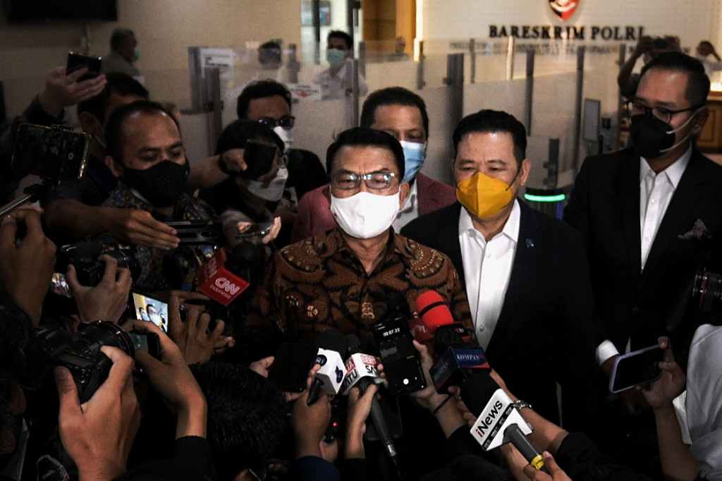 Moeldoko mengatakan, ia dicecar oleh penyidik sebanyak 20 pertanyaan selama pemeriksaan berlangsung.