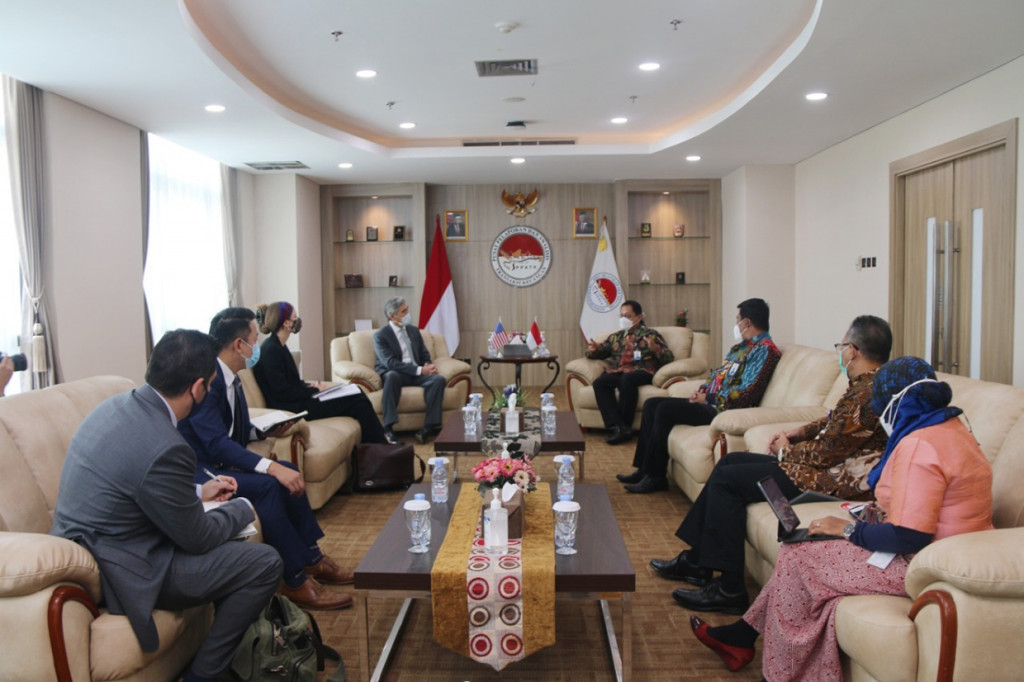 Dalam pertemuan tersebut Duta Besar AS Sung Kim memberikan apresiasi kepada  PPATK yang  telah melakukan kerjasama erat dengan berbagai instansi Pemerintah AS dalam mencegah dan memberantas Tindak Pidana Pencucian Uang (TPPU) dan Tindak Pidana Pendanaan Terorisme (TPPT). 