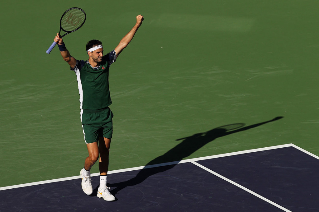 Dimitrov selanjutnya akan menghadapi unggulan kedelapan Polandia Hubert Hurkacz, yang menggulingkan Aslan Karatsev dari Rusia 6-1, 6-33, di perempat final.