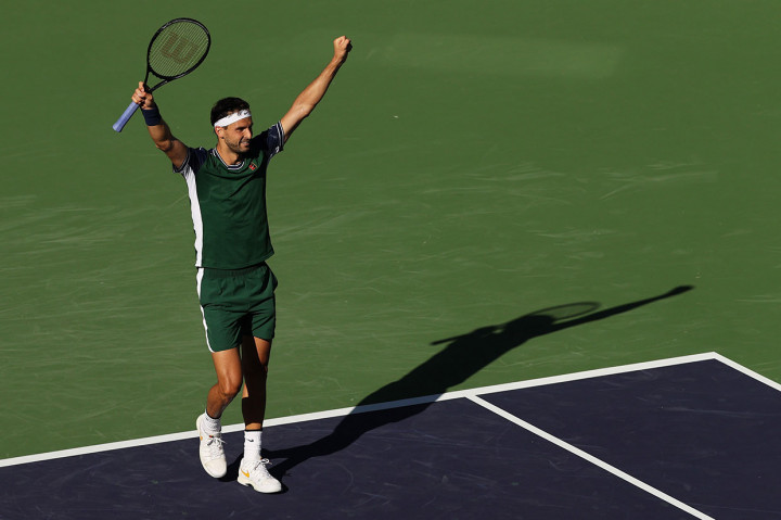 Dimitrov selanjutnya akan menghadapi unggulan kedelapan Polandia Hubert Hurkacz, yang menggulingkan Aslan Karatsev dari Rusia 6-1, 6-33, di perempat final.