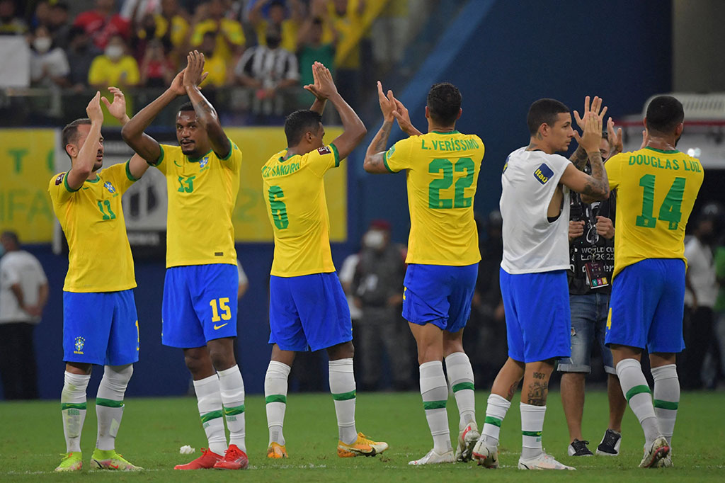 Hasil ini semakin mengokohkan Brasil di puncak klasemen dengan koleksi 31 poin dari 11 pertandingan. Sementara itu, Uruguay menempati peringkat lima dengan poin 16 dari 12 laga.