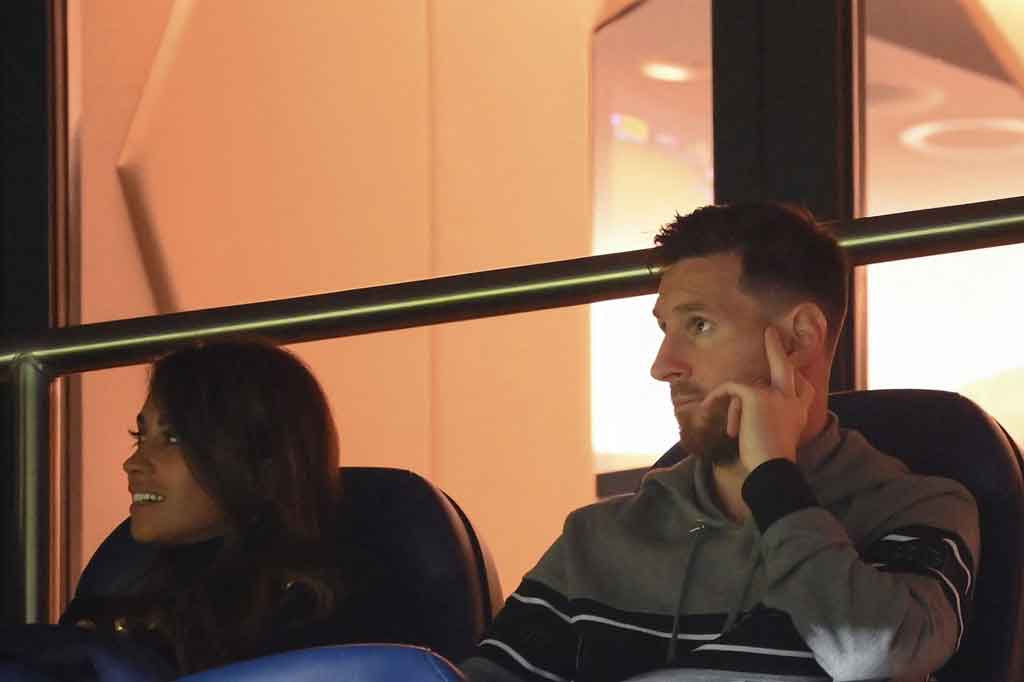 Mereka berlaga tanpa bintang Amerika Selatan yang bertanding di babak kualifikasi Piala Dunia 2022, di antaranya Lionel Messi, Angel di Maria, dan Neymar.