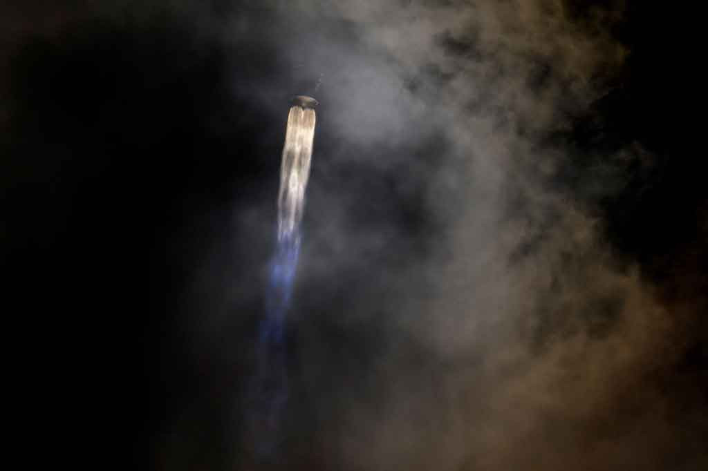 Wahana itu diangkut oleh roket Atlas V, roket buatan United Launch Alliance (UAL), perusahaan kongsi antara Boeing Co dan Lockheed Martin Corp.