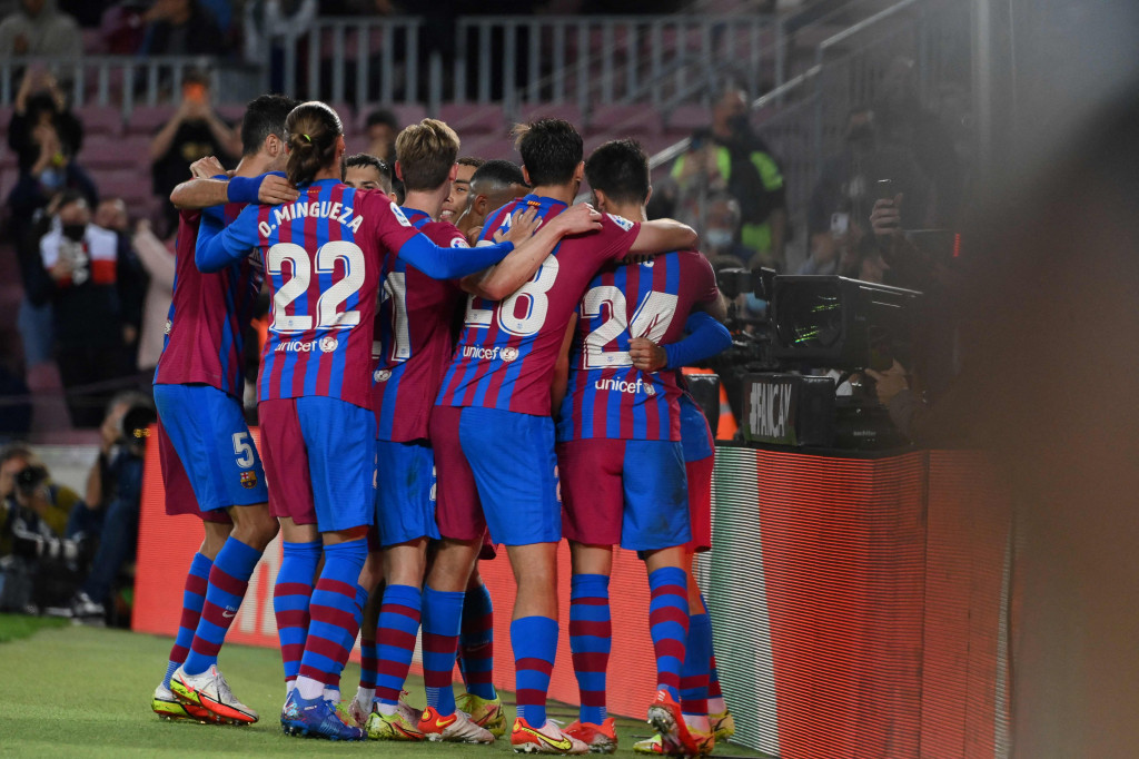 Barcelona berhasil membungkam tamunya, Valencia, 3-1, pada jornada kesembilan La Liga.